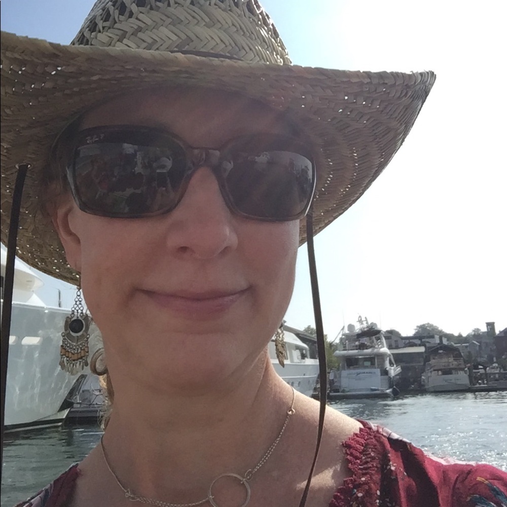 Meet your Posher, Karen